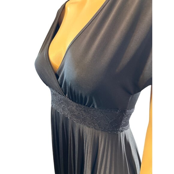 Vintage Forever 21 Womens V-Neck Pleated Dress with Lace Waist Medium Black - Picture 9 of 9